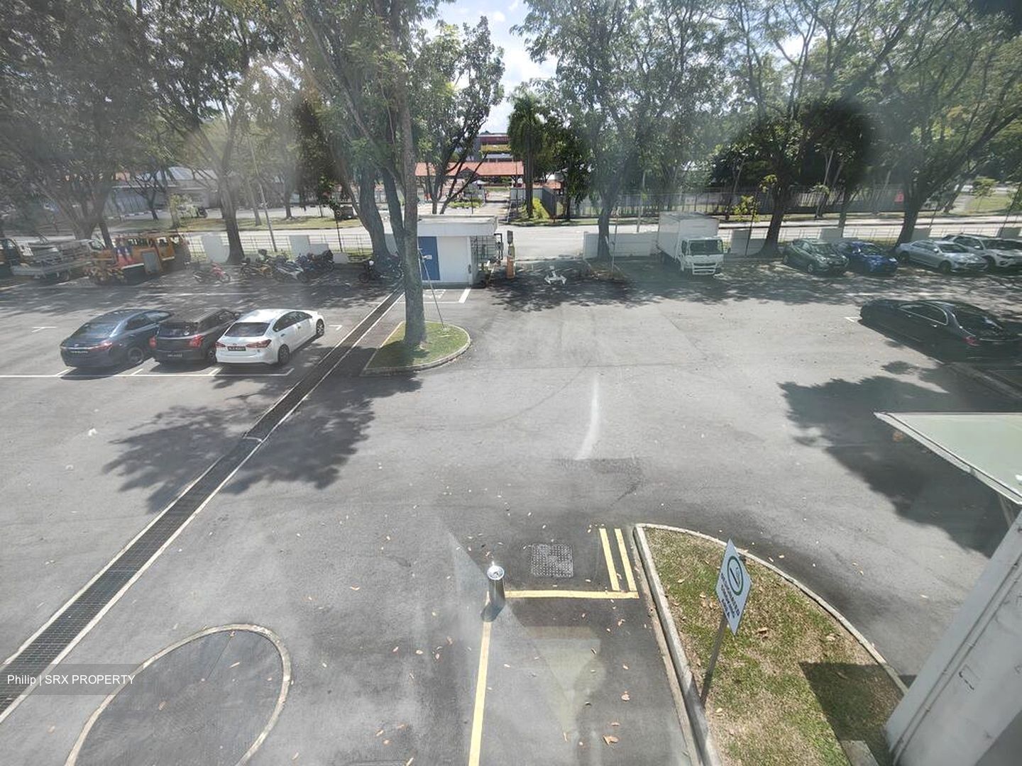 Clementi Distribution Centre (D5), Factory #581153301